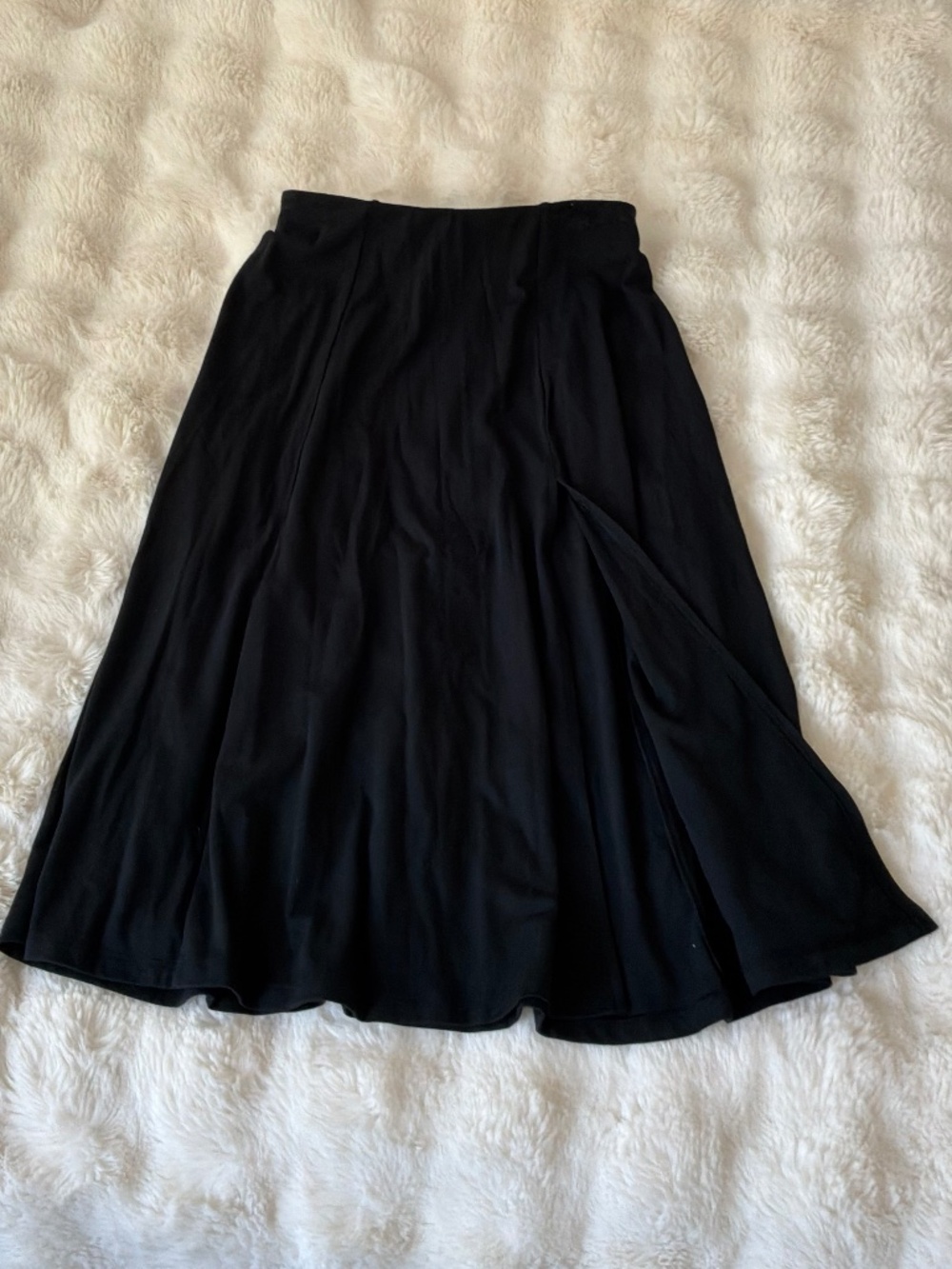 Wilfred Aritzia Minimalist Black Side-Slit Midi Skirt Size XS